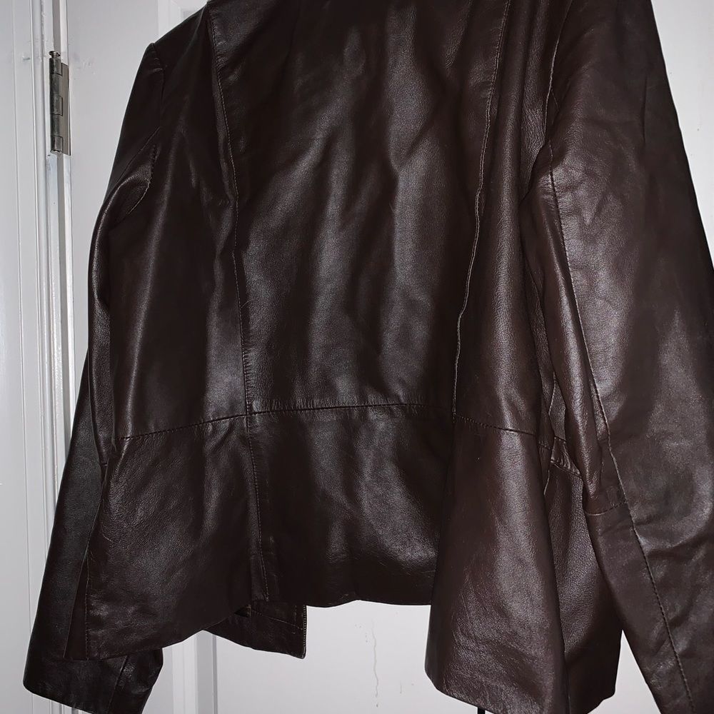 Leather Jacket - Picture 4 of 10